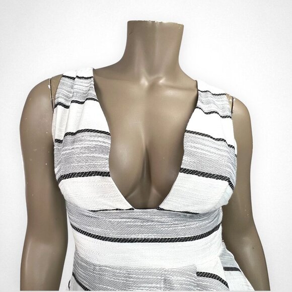 NWT L'ATISTE Striped Hi-Lo‎ Midi Summer Dress S - Picture 4 of 13